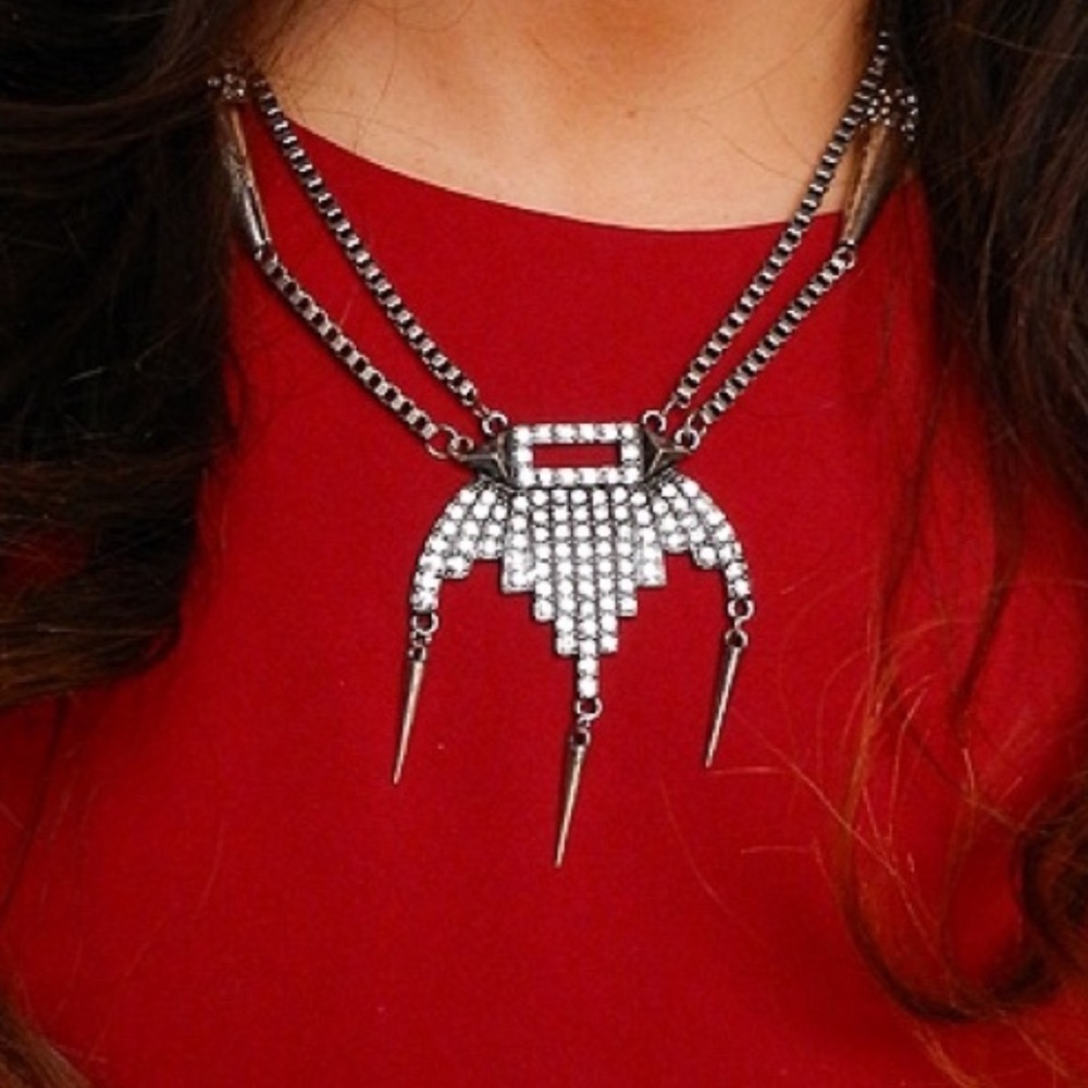 JewelMint Cersai necklace